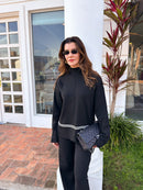 Conjunto de Tricô com Suéter Mullet Gola Alta e Calça Confortável